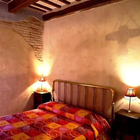 Mik E Ramo Couette-café Abbadia di Fiastra